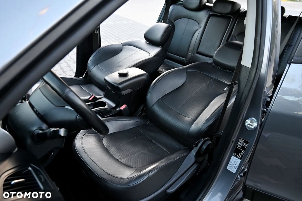 Hyundai ix35 2.0 CRDi Premium 4WD - 30