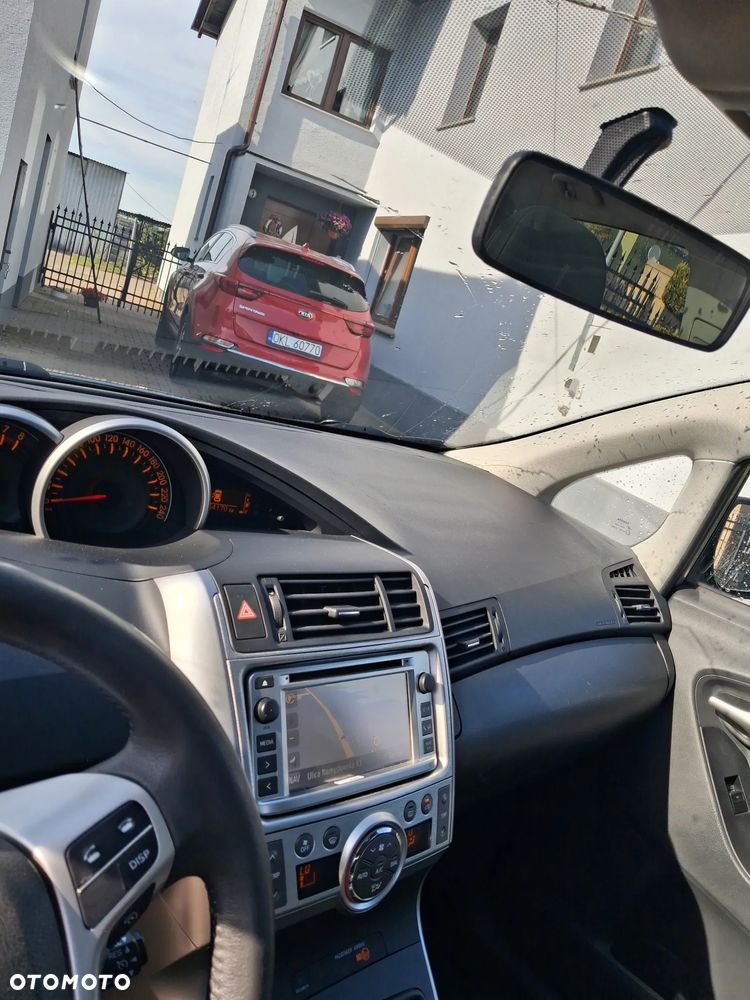 Toyota Verso - 14