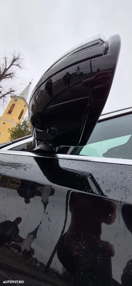 Mercedes-Benz E - 18