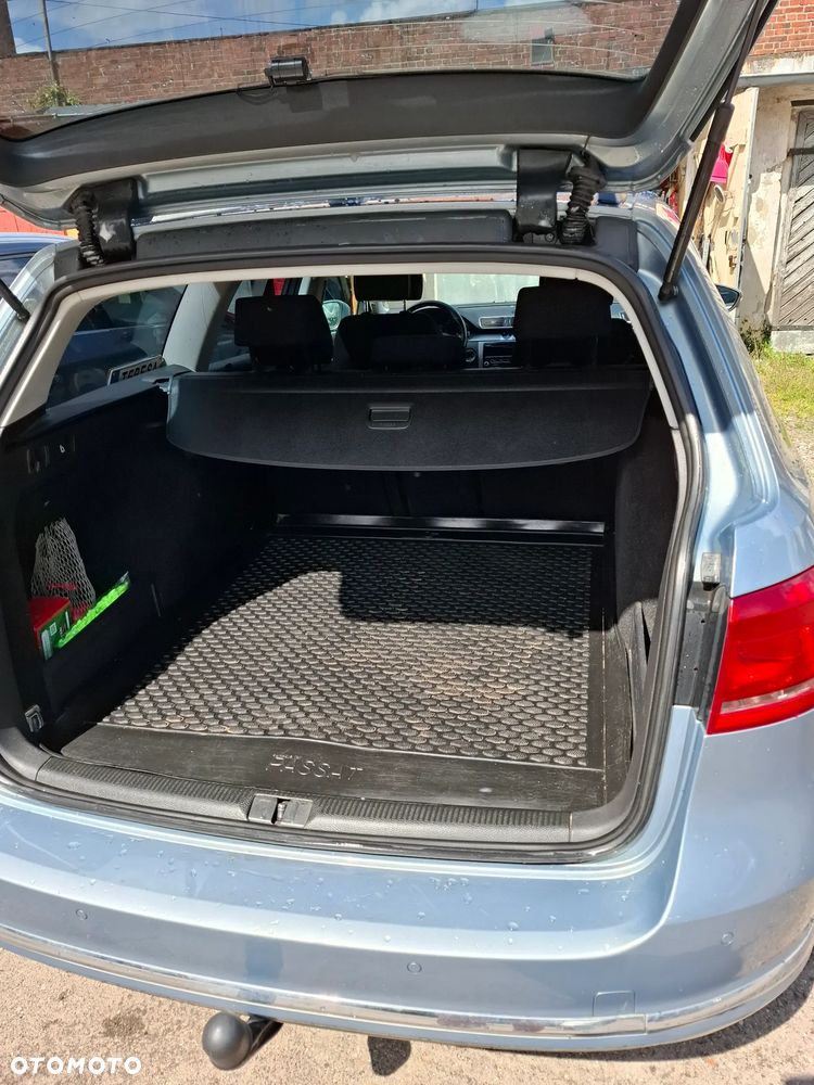 Volkswagen Passat 2.0 TDI 4Motion BlueMotion Technol Comfortline - 4