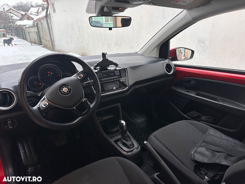 Volkswagen up! - 6