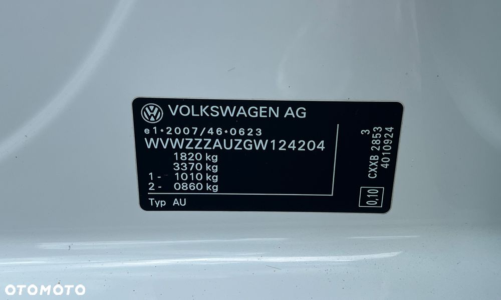 Volkswagen Golf 1.6 TDI BlueMotion Technology Lounge - 32