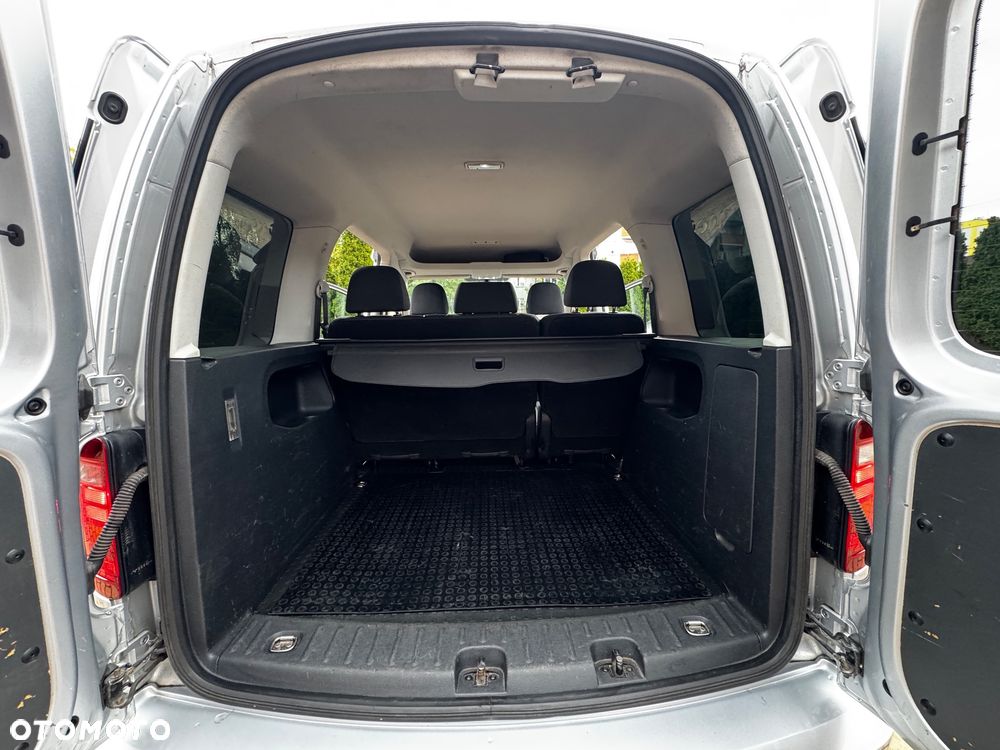 Volkswagen Caddy 2.0 TDI Highline - 30