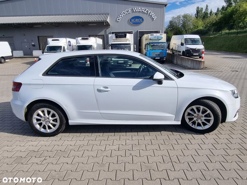 Audi A3 3-drzwiowe 1.6 TDI - 3