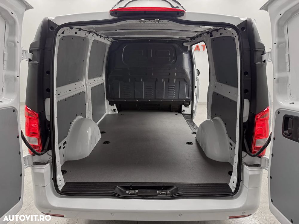 Mercedes-Benz Vito Maxi - 9