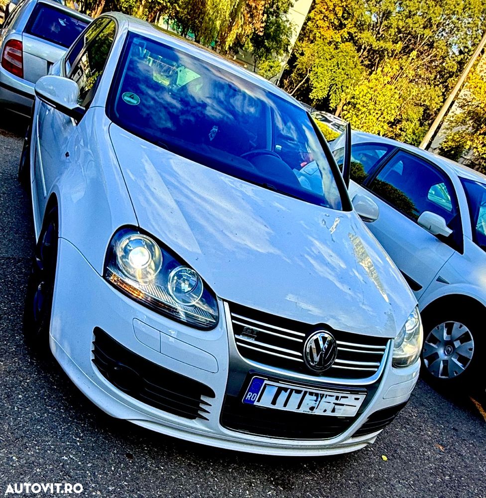 Volkswagen Golf - 23