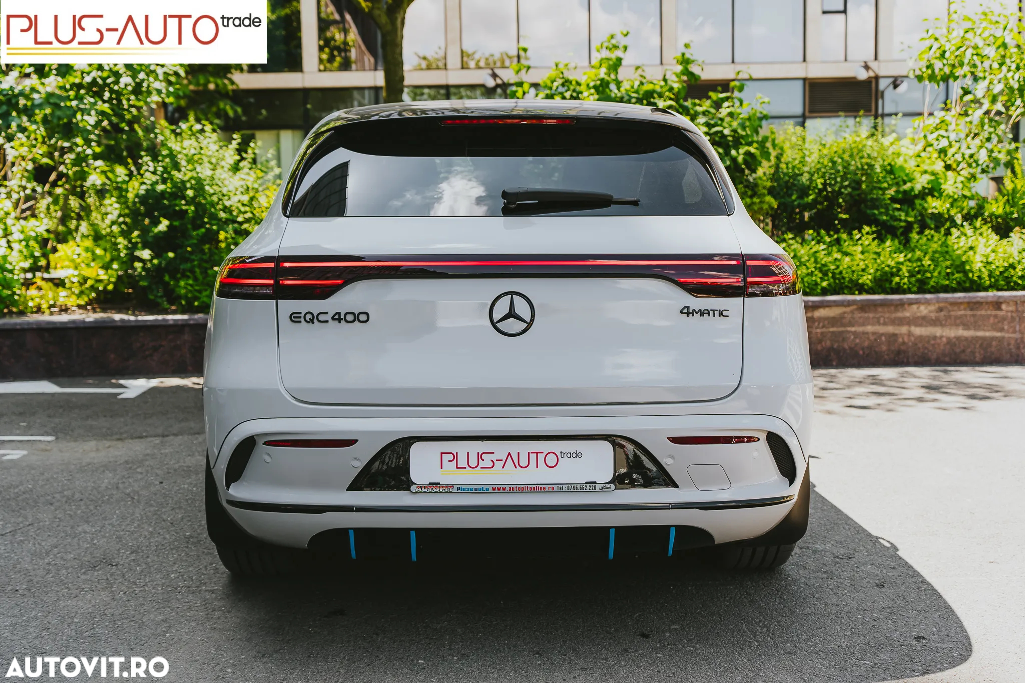 Mercedes-Benz EQC 400 4MATIC - 12