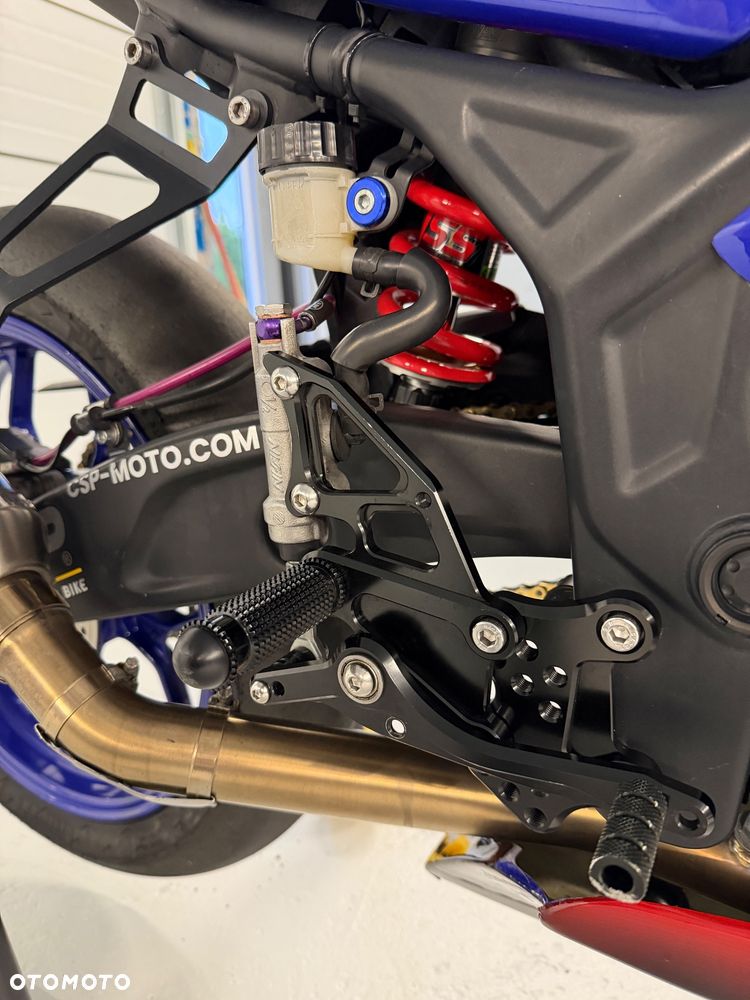 Yamaha R3 - 19