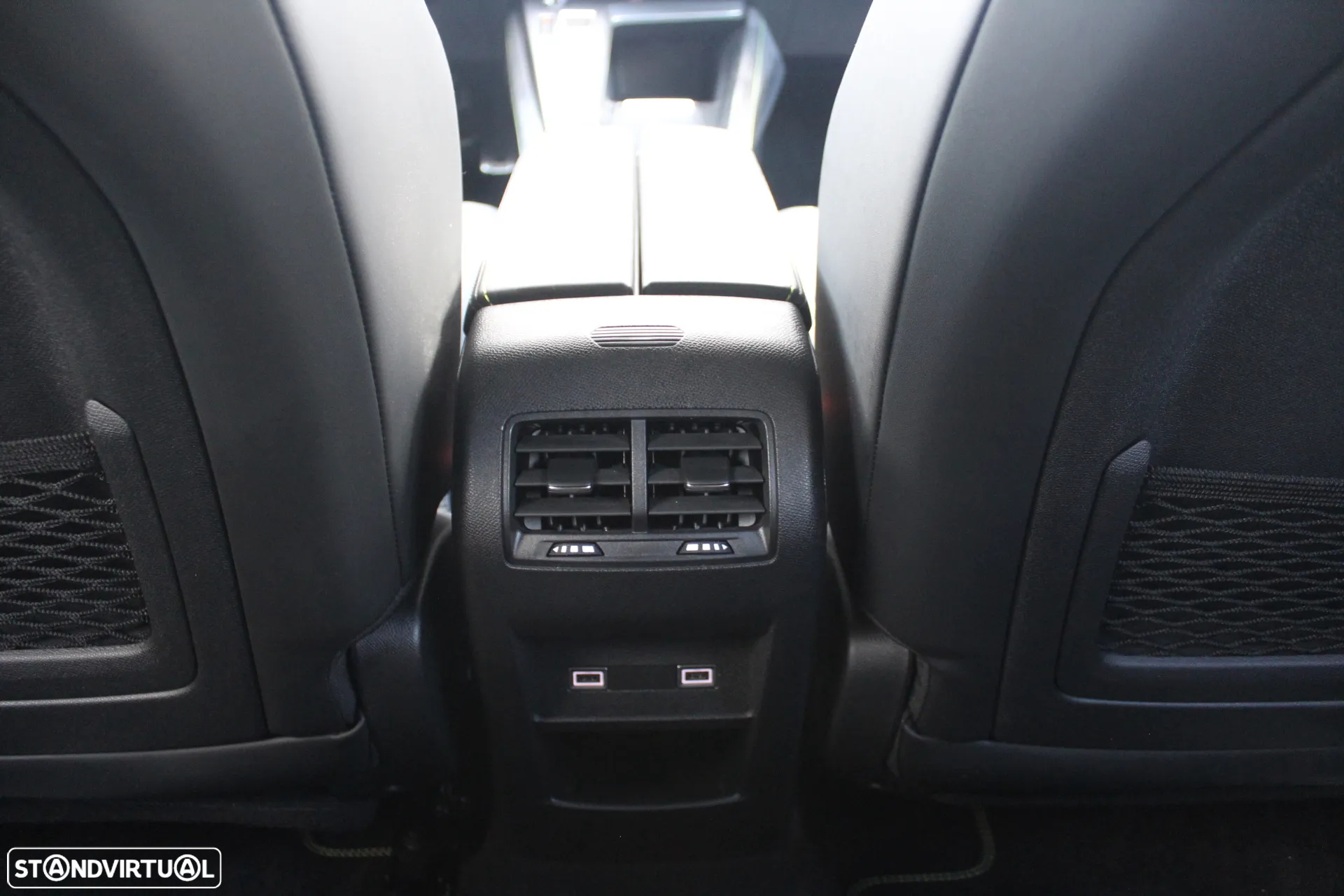 Peugeot 408 1.2 PureTech GT EAT8 - 52