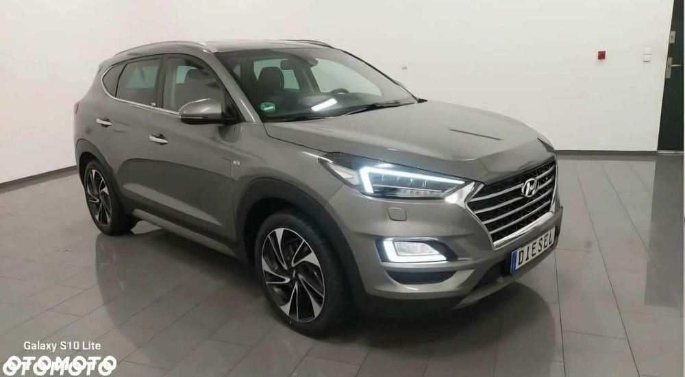Hyundai Tucson - 1