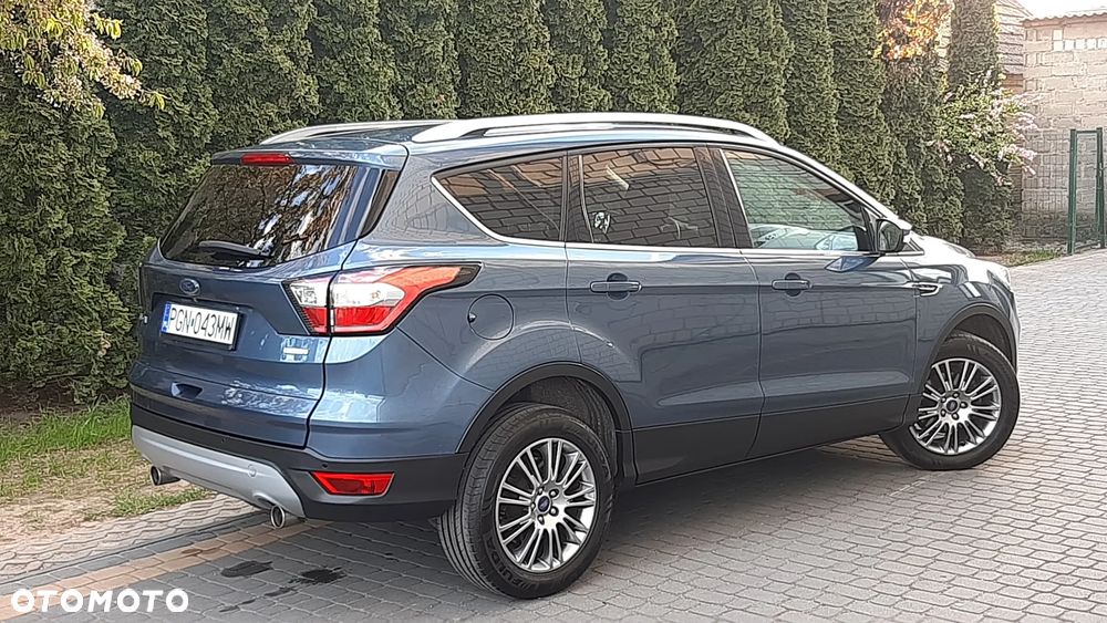 Ford Kuga 1.5 EcoBoost 2x4 Titanium - 13