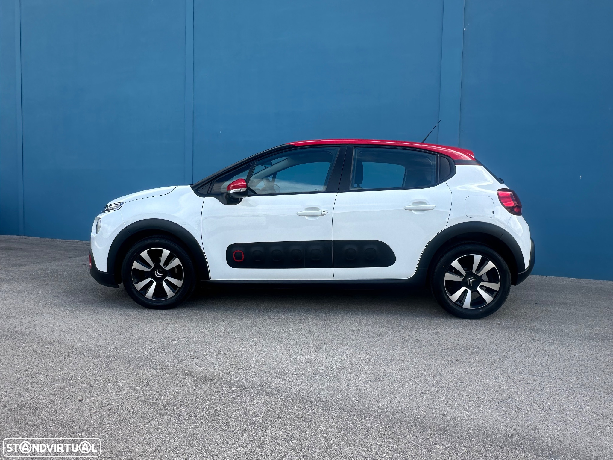 Citroën C3 1.2 PureTech Shine - 3