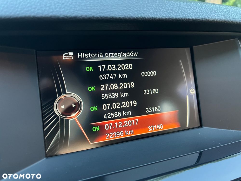 BMW Seria 5 518d Sport - 36