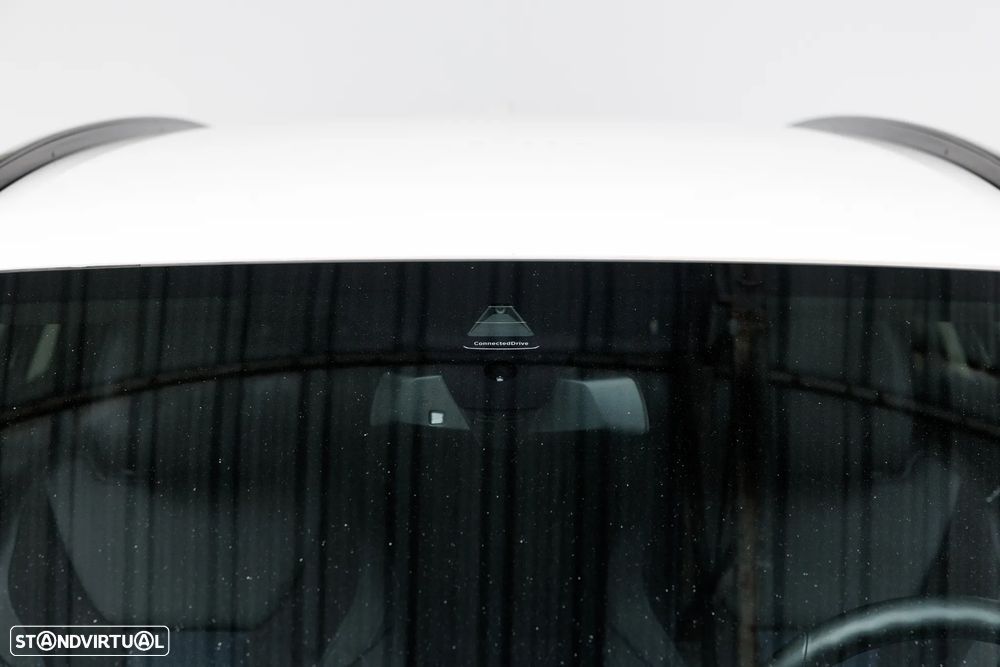 BMW 320 e Pack M Auto - 14