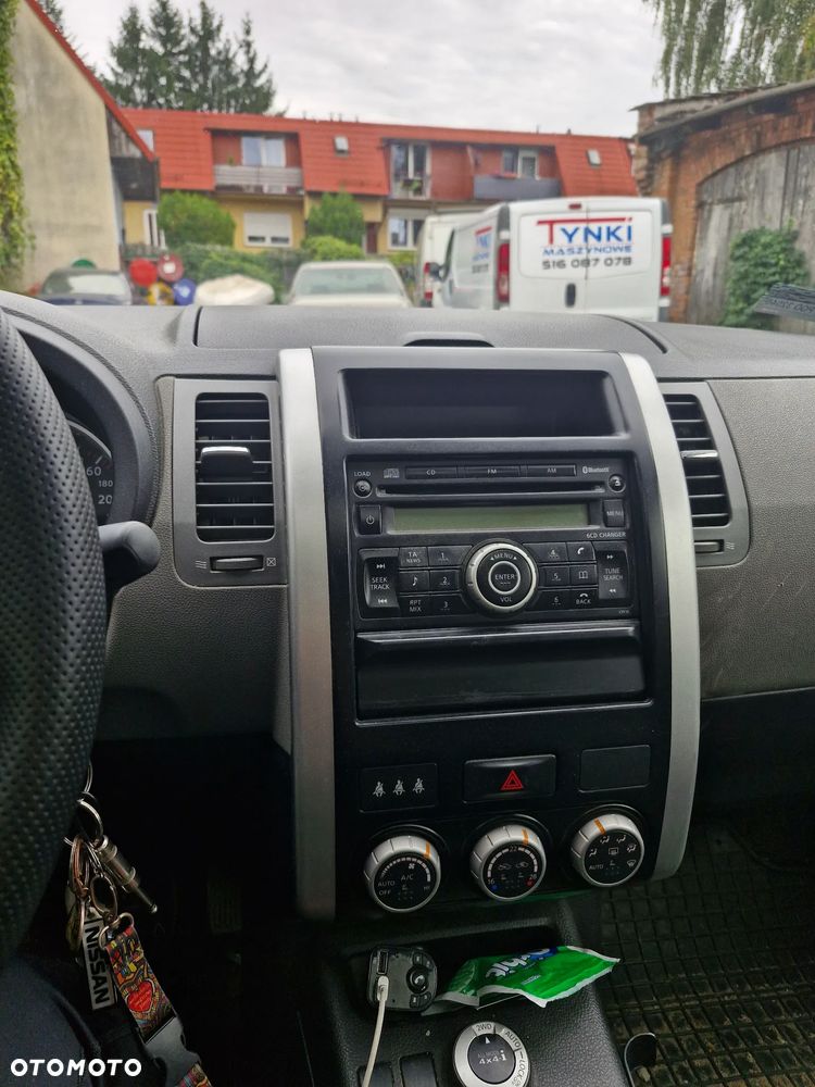 Nissan X-Trail 2.0 4x4 XE - 11