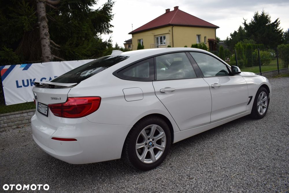 BMW 3GT 318d Business Edition - 2
