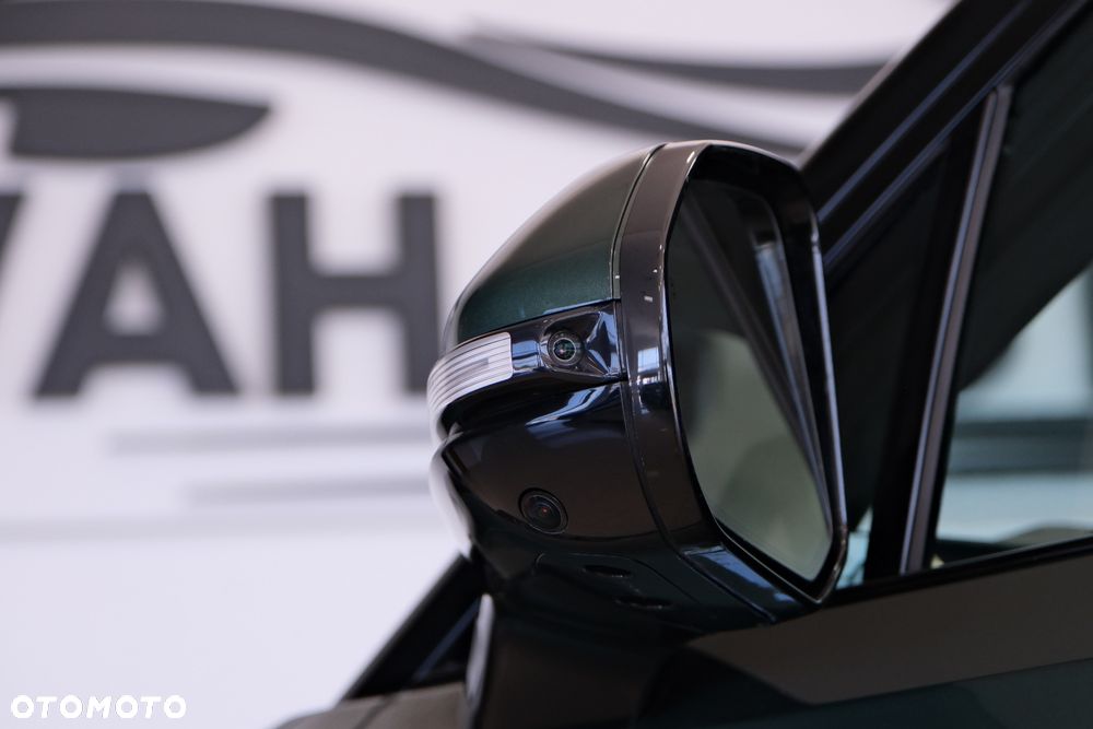 Rivian R1S - 9
