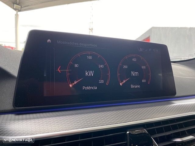 BMW M550d - 28