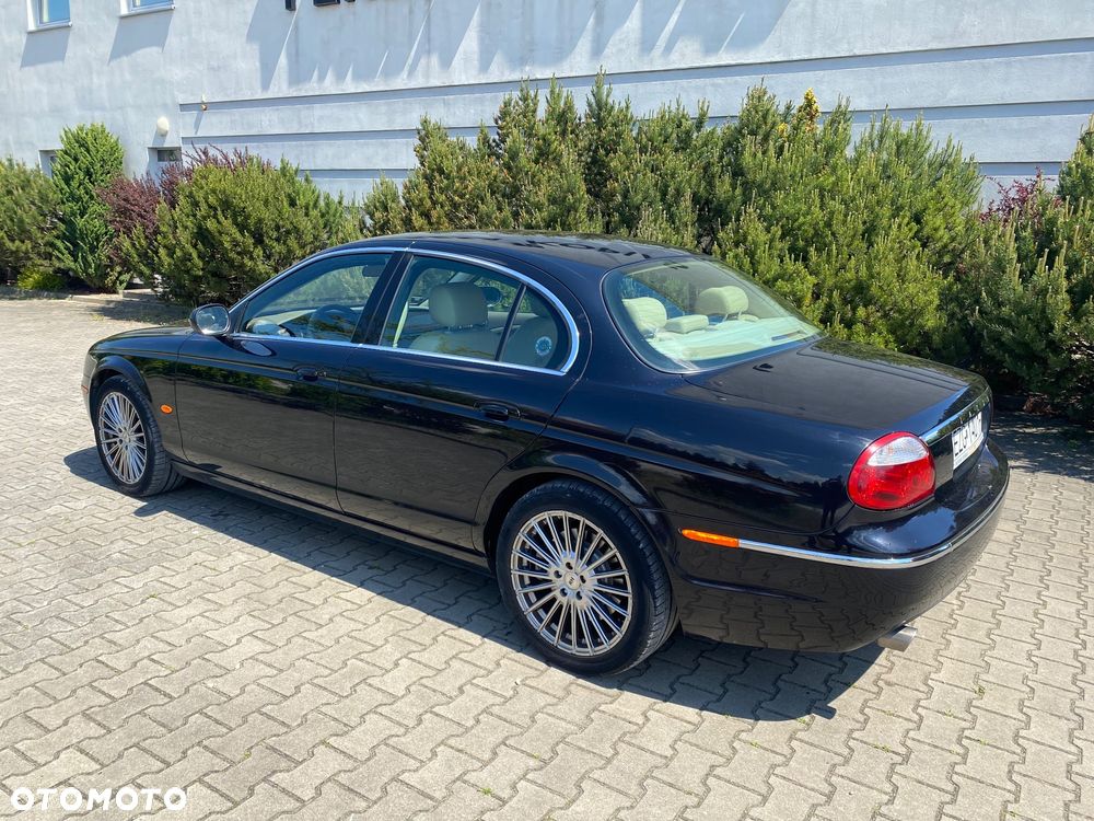 Jaguar S-Type 3.0 V6 Executive - 10