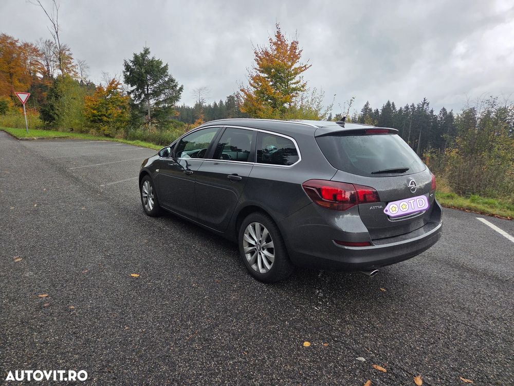 Opel Astra 2.0 CDTI DPF Automatik Innovation - 18