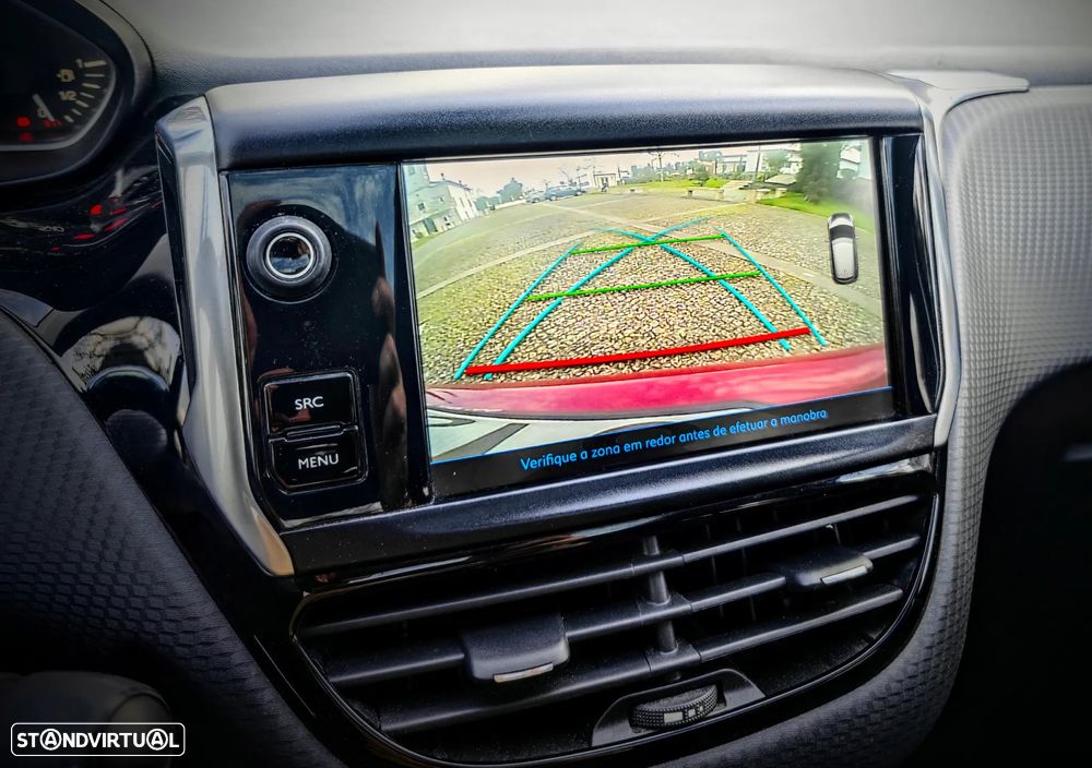 Peugeot 208 1.2 PureTech GT Line - 6