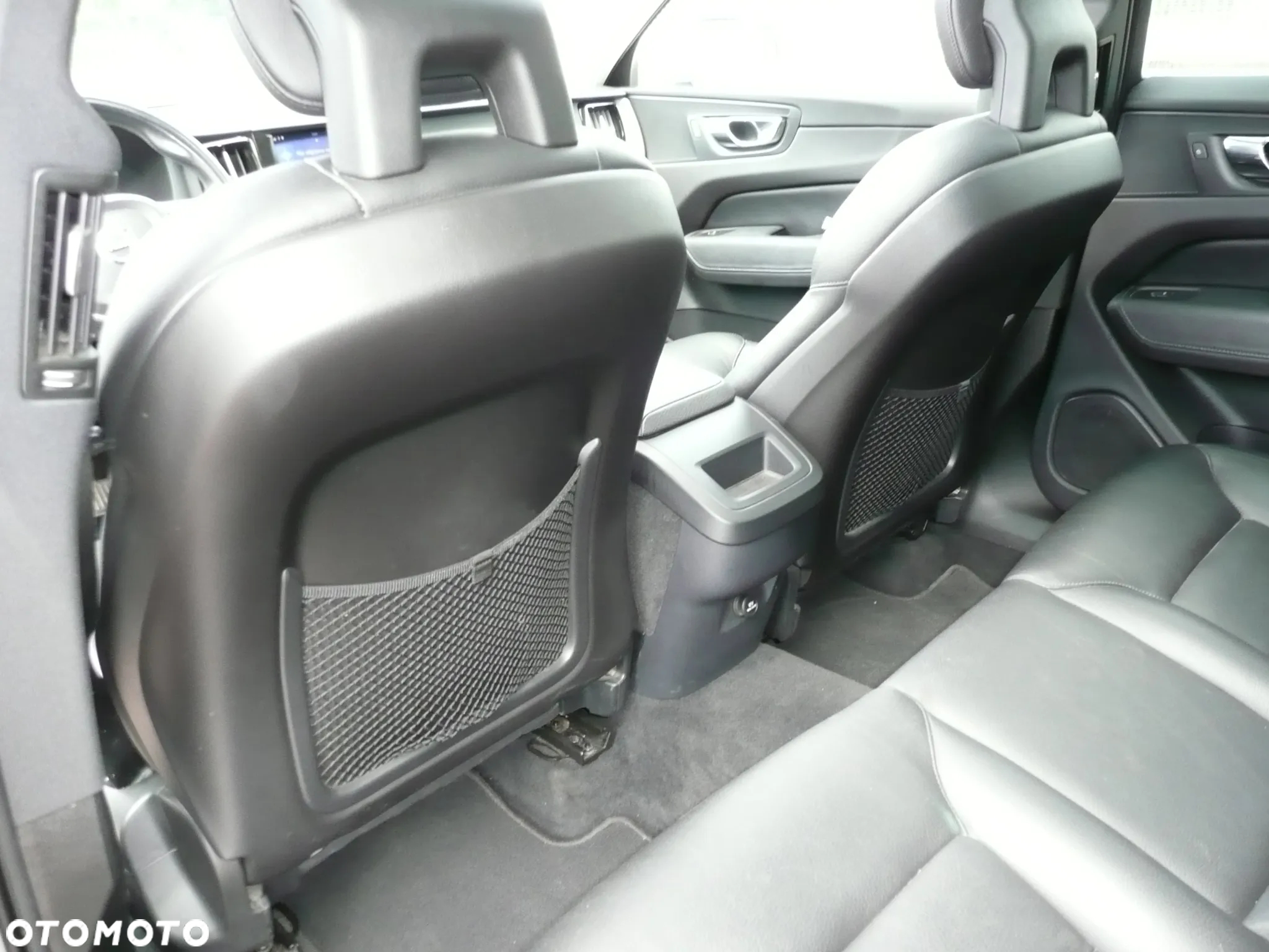 Volvo XC 60 T6 AWD Momentum - 16