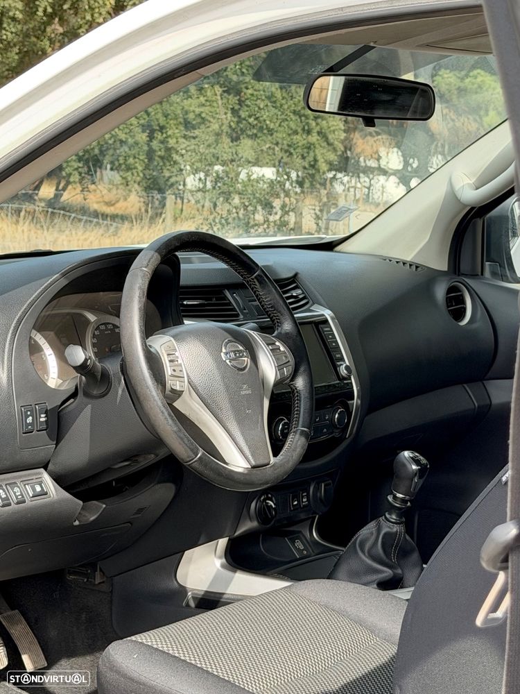 Nissan Navara 2.3 dCi CD 4WD N-Connecta - 13