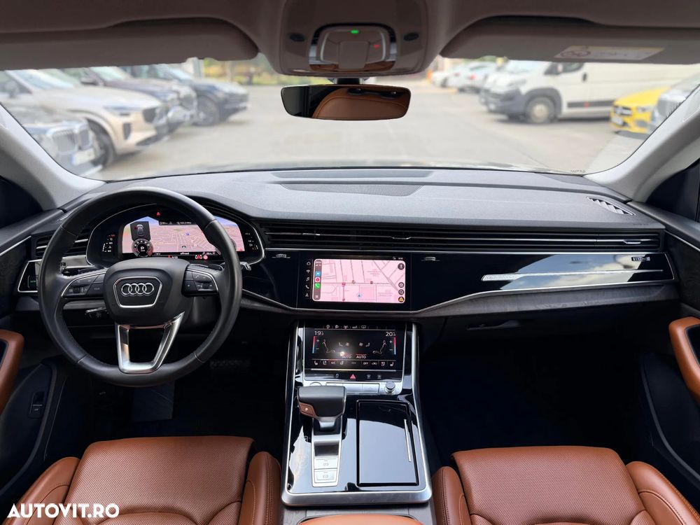 Audi Q8 - 12