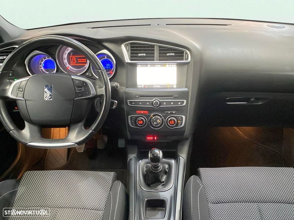 DS DS4 Crossback - 14