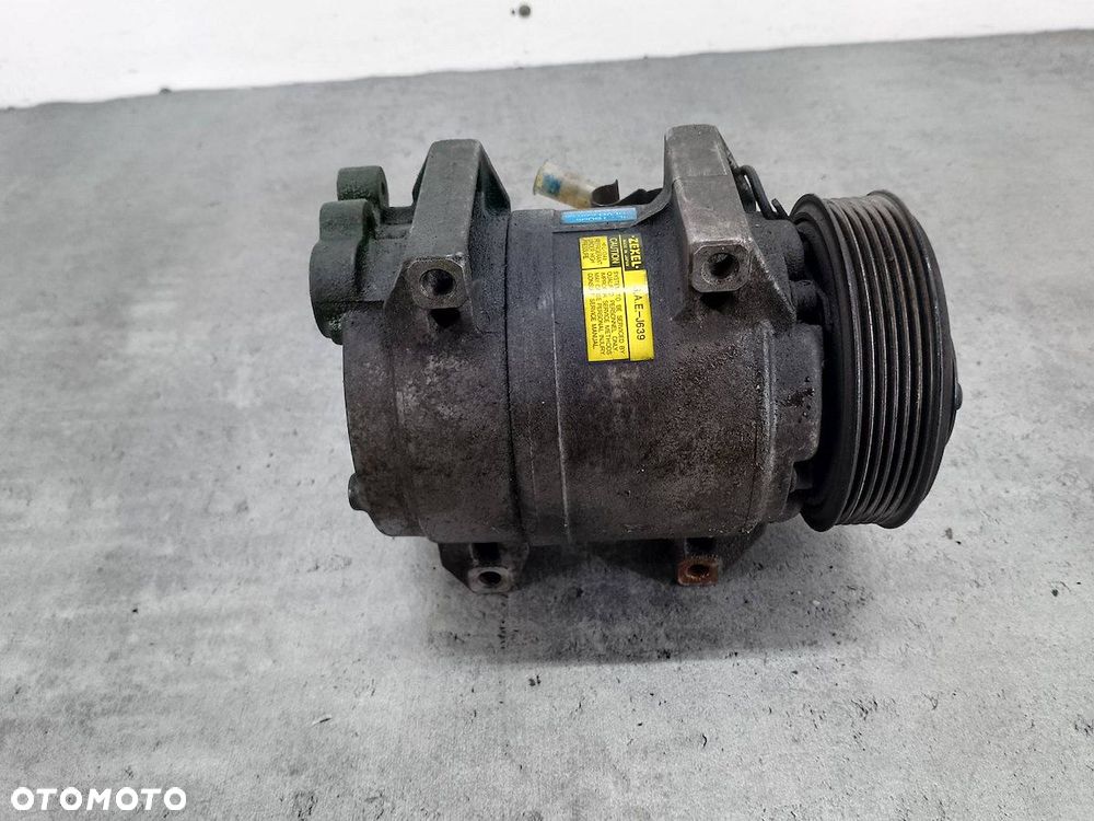 POMPA, SPRĘŻARKA KLIMATYZACJI VOLVO XC90 ( 02-14 ) 8708581 2.9 T6 24V - 5