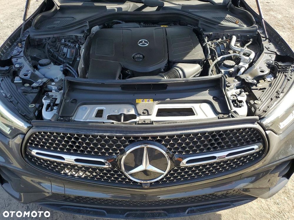 Mercedes-Benz GLC - 13