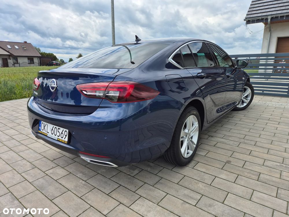 Opel Insignia 2.0 CDTI Ultimate S&S - 4
