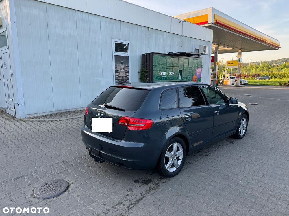 Audi A3 Sportback 1.8 TFSI Quattro Attraction - 4