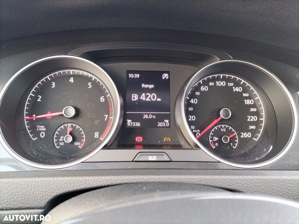 Volkswagen Golf - 12