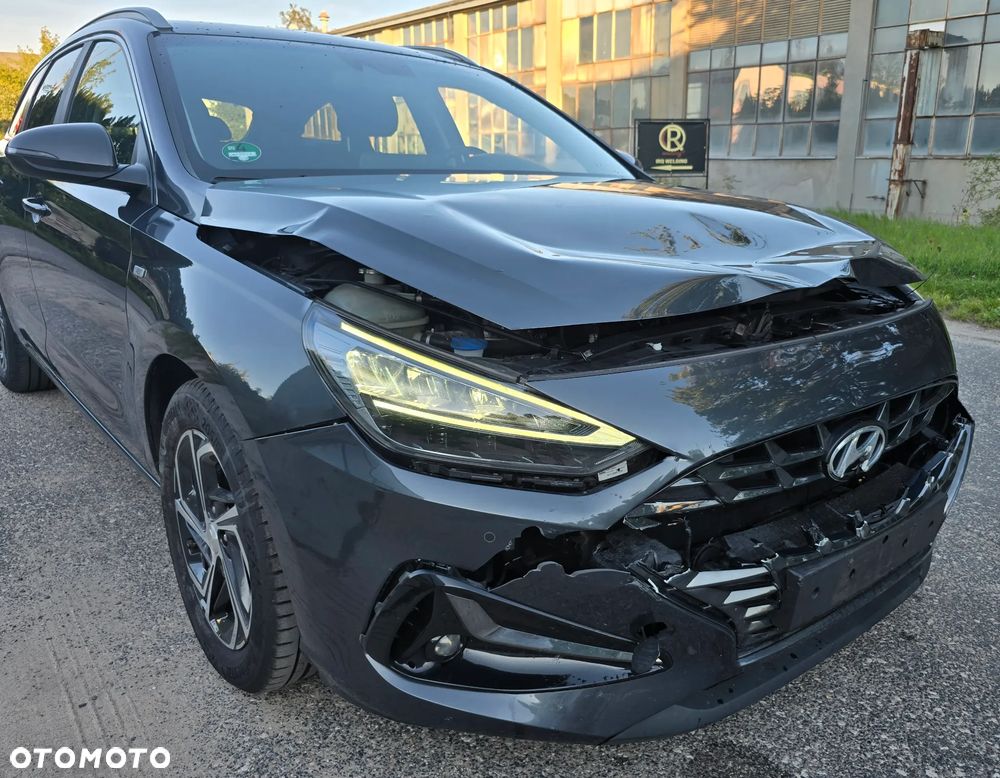 Hyundai i30 - 32