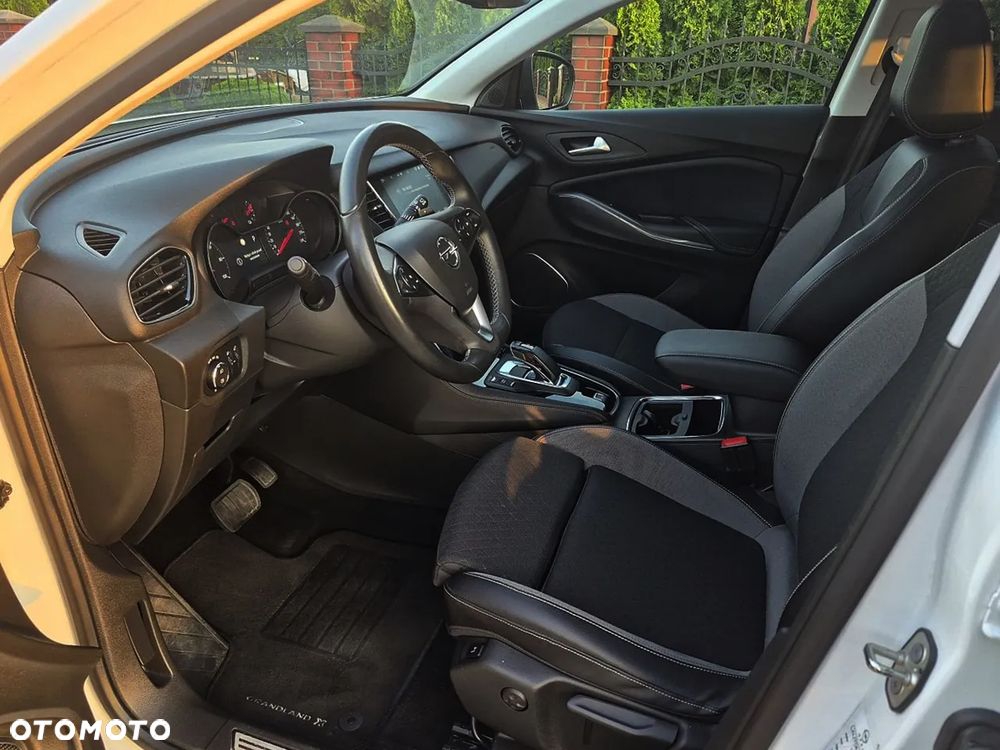 Opel Grandland X 1.6 T PHEV 4x4 Design&Tech - 5