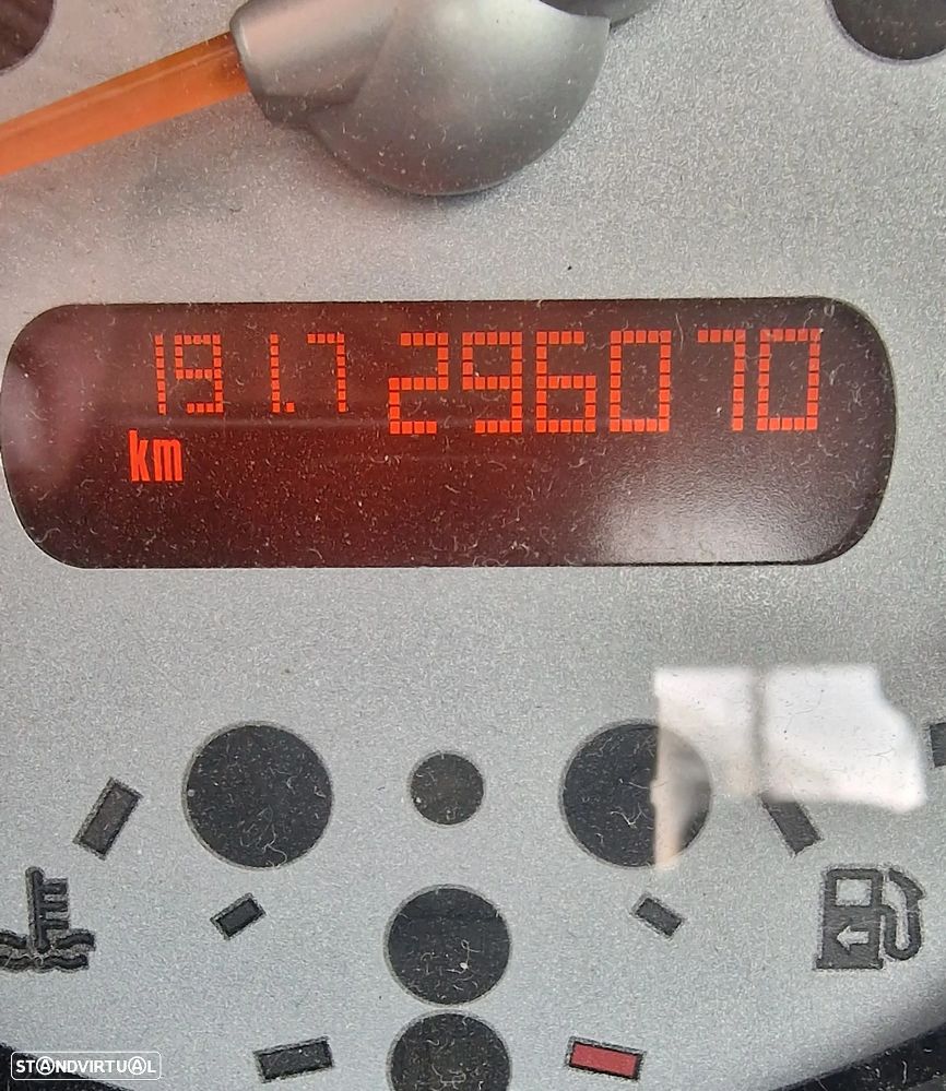 MINI 3 Portas One 1.4 D - 11