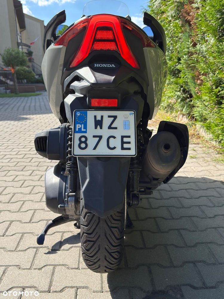 Honda NSS - 9