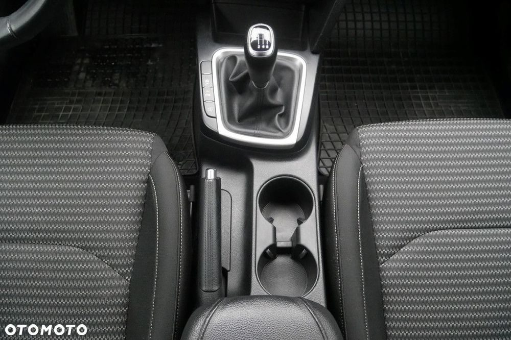 Kia Ceed 1.5 T-GDI M - 11