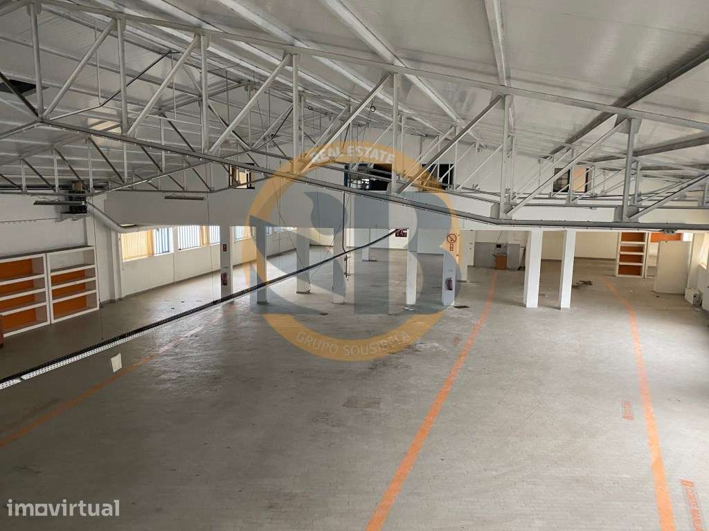 Armazém Industrial São João da Madeira - Grande imagem: 4/8