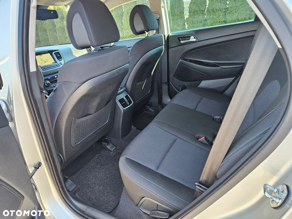 Hyundai Tucson 1.6 GDi 2WD Pure - 24