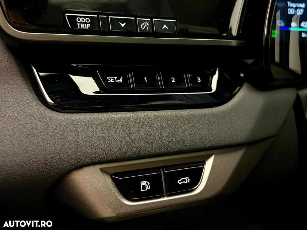 Lexus Seria RX 450h+ E-Four PHEV Executive - 27