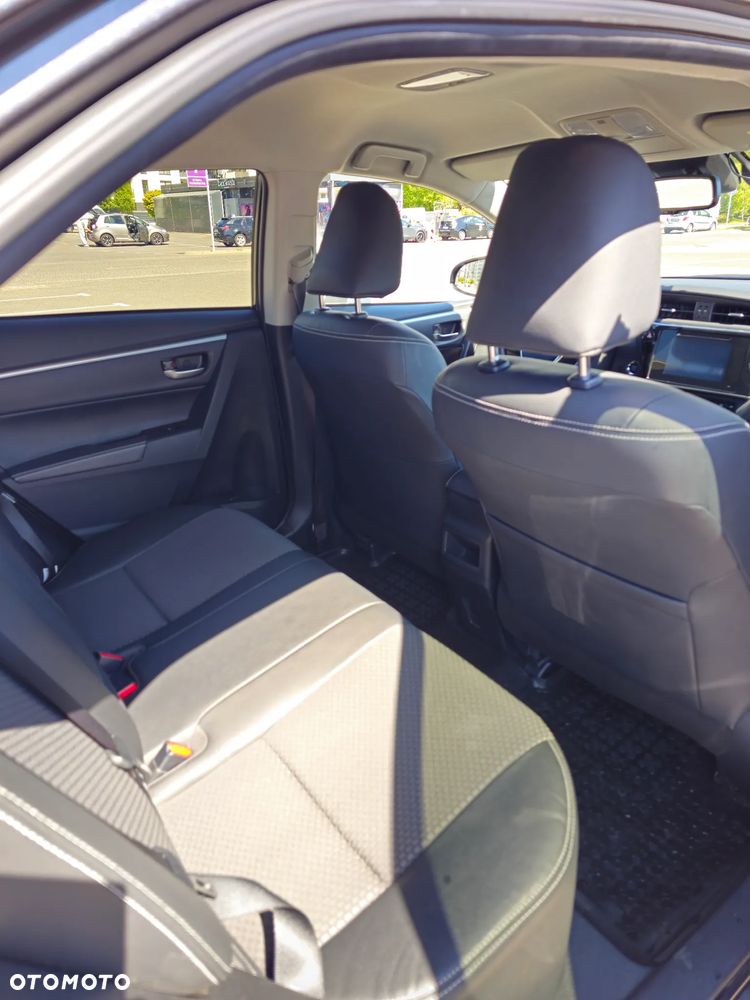 Toyota Corolla 1.6 Prestige - 18