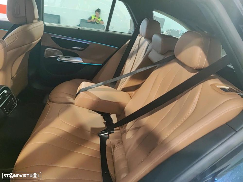 Mercedes-Benz E 300 de 4Matic All-Terrain - 9