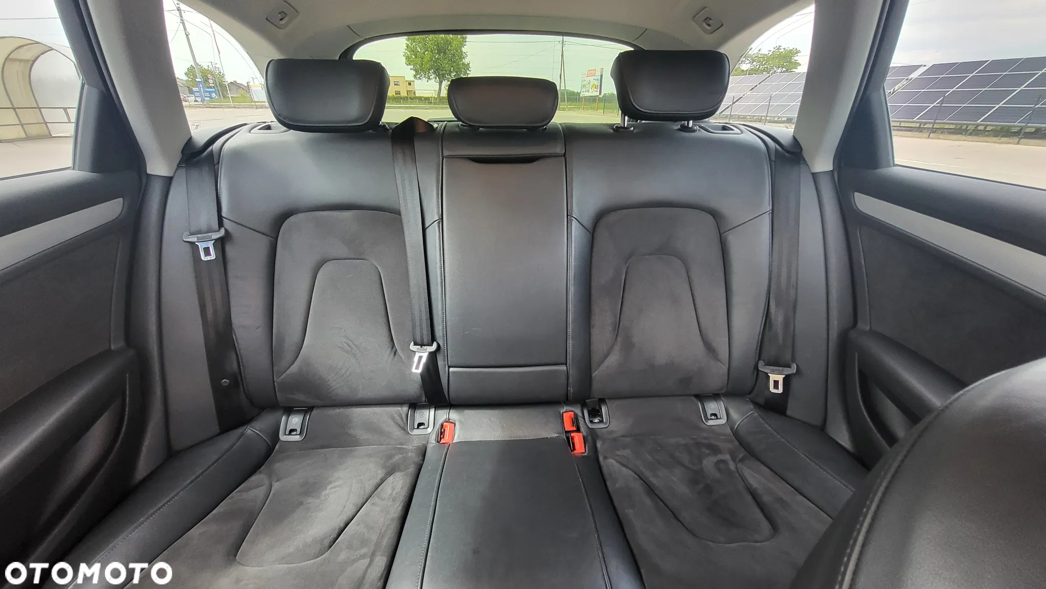Audi A4 Avant 2.0 TDI DPF quattro S line Sportpaket - 9