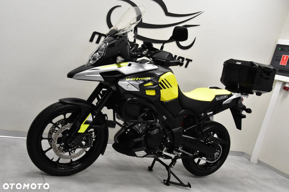 Suzuki V-STROM - 8