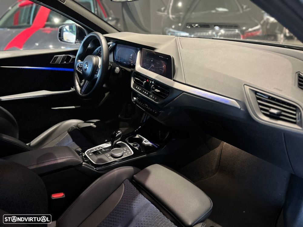 BMW 116 d Auto - 42