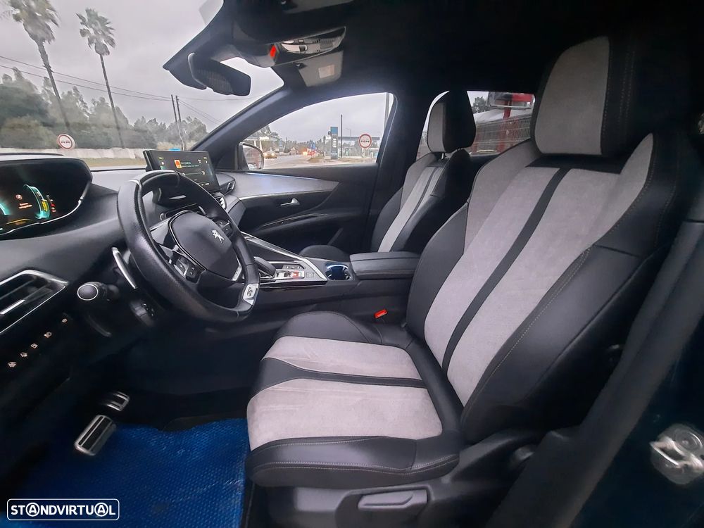 Peugeot 3008 1.6 Hybrid4 GT e-EAT8 - 24