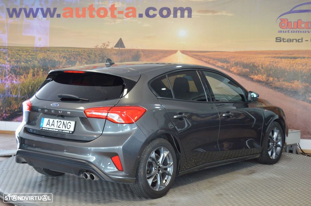Ford Focus 1.5 TDCi ECOBlue ST-Line - 3