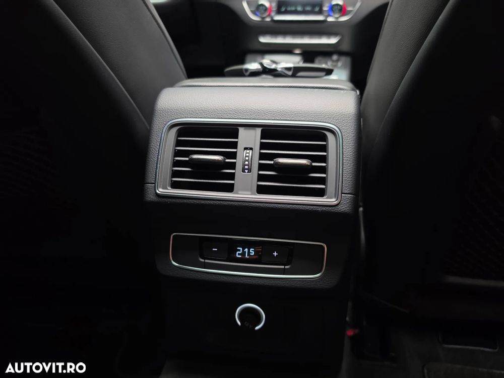 Audi Q5 2.0 40 TDI quattro S tronic Sport - 15